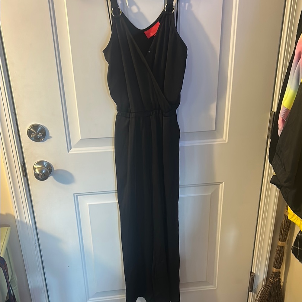 Jennifer Lopez Black Sleeveless Maxi Gown